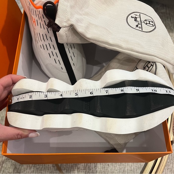 New item!! Hermes Sneakers - Picture 14 of 16